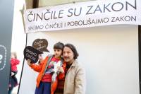 Fotkanje za �in�ile i bolji zakon [ 131.60 Kb ]