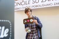 Fotkanje za �in�ile i bolji zakon [ 117.00 Kb ]