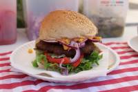 Veganski burger [ 215.42 Kb ]