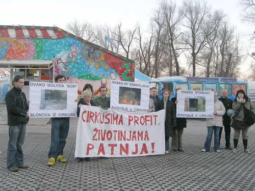 Prosvjed protiv Gaertnera u Osijeku 2 Prosvjed protiv Gaertnera u Osijeku 2