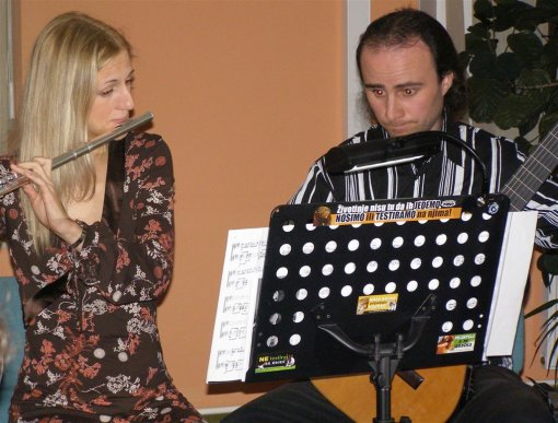 Earthlings and 3o/4tet 2 - Ana Kralj i Robert Međugorac Earthlings and 3o/4tet 2 - Ana Kralj i Robert Međugorac