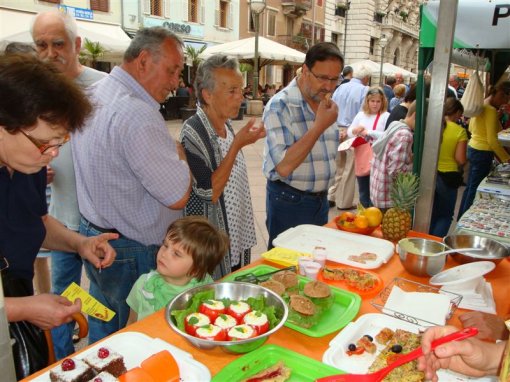 Veg fair Rijeka 3 [ 130.03 Kb ]