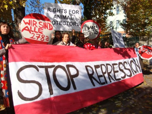 Protest for the Austrian activistst in Ljubljana  6 [ 129.98 Kb ]