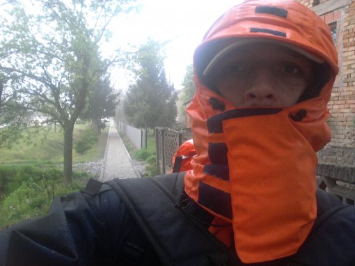 Walking in a rain and ice [ 670.51 Kb ]