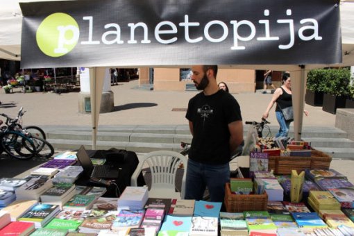 Planetopija [ 107.77 Kb ]